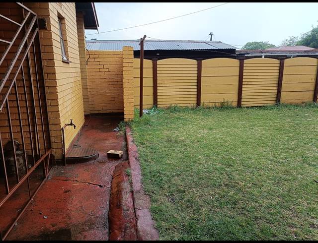 3 BEDROOM HOUSE FOR SALE IN VANDERBIJLPARK CE 2